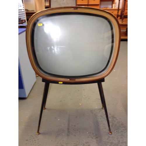 497 - Retro TV on Legs