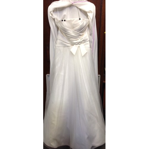 368A - Wedding Dress