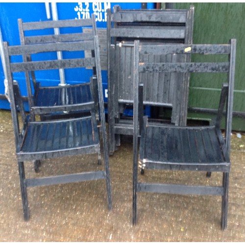 510 - 7x Wooden Folding Chairs