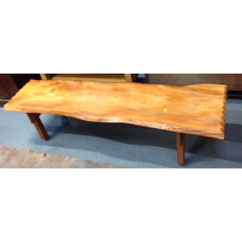 620 - Long Coffee Table