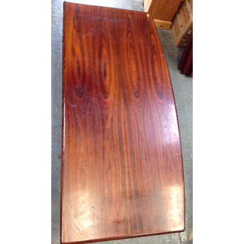 319 - Large Mahogany Desk/Side Table - Requires Assembly