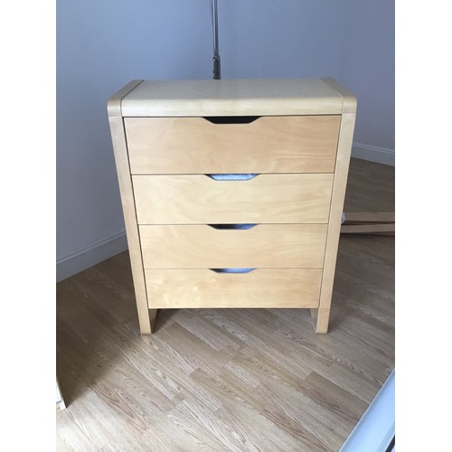 1032 - Modern Wardrobe and Matching Chest of Drawers (see extra picture)