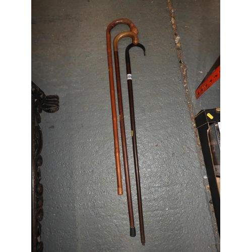 480 - 3x Walking Canes