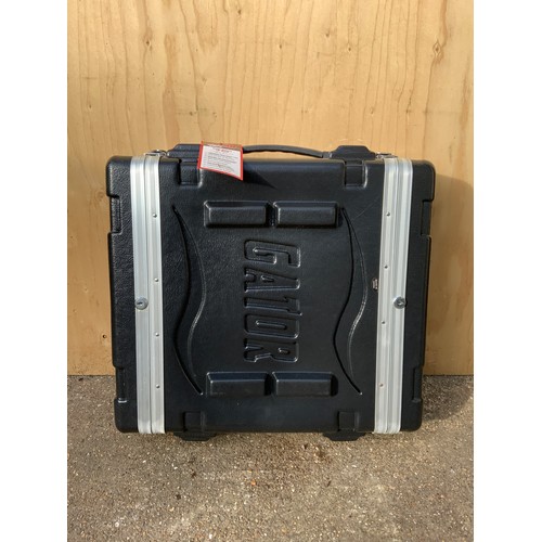 685A - Unused Gator Case