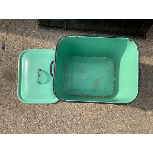 82 - Enamel Bread Bin