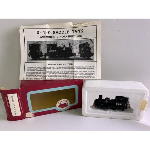 688 - Dapol Model Saddle Tank Railway Engine