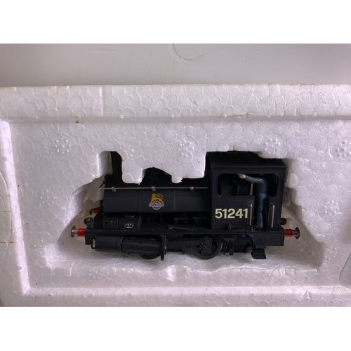 688 - Dapol Model Saddle Tank Railway Engine