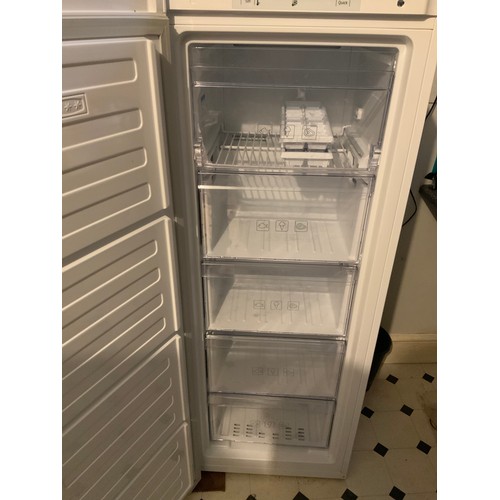 915 - Beko Upright Freezer - Working