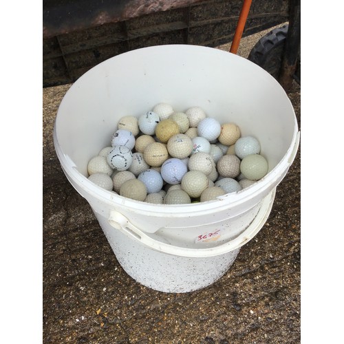 120 - Large Bucket of Golf Balls