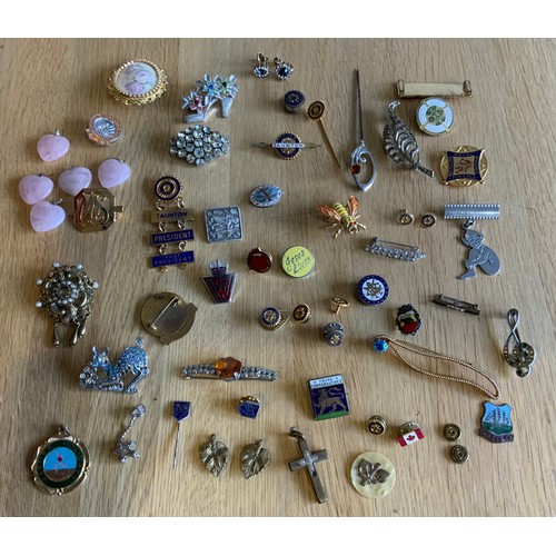 737 - Costume Jewellery, Badges etc