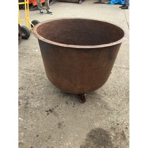 54 - Large Cast Iron Boiler - Crack to Bottom - 85cm Diameter x 69cm High