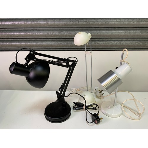 186 - 3x Table Lamps