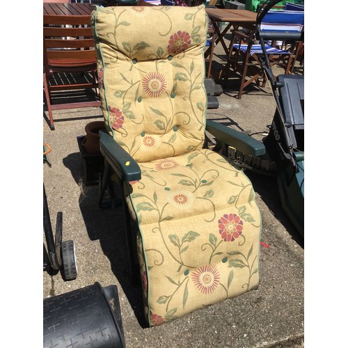 40 - Reclining Garden Chair