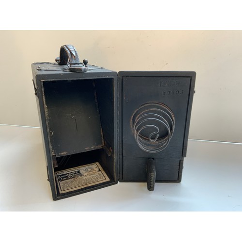 717 - Vintage Falling Plate Camera