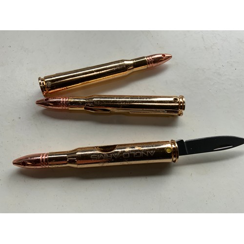 755 - 3x Bullet Knives