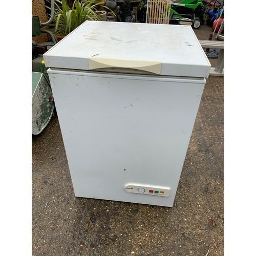 888 - Chest Freezer