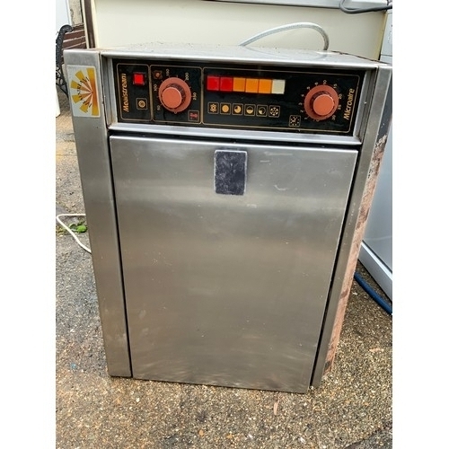 890 - Commercial Cooker