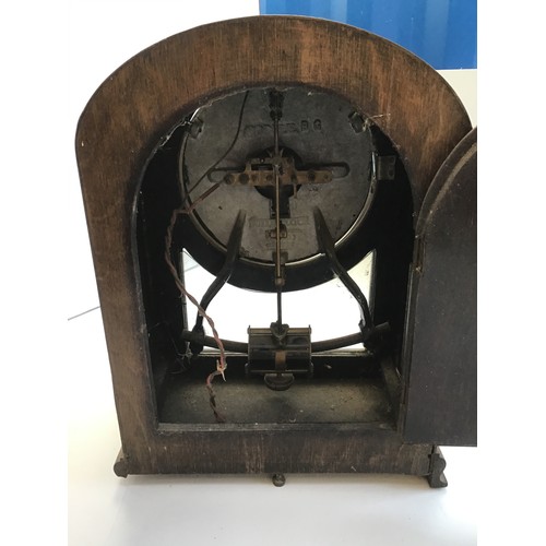 137 - Antique Electric Bulle Clock