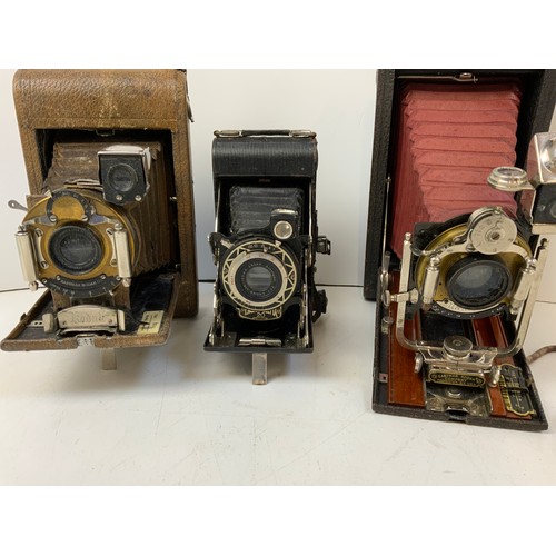 212 - Vintage Cameras and Cases -  Eastman Kodak Ensign-Selfix