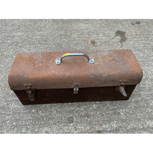 21 - Metal Box and Contents - Vehicle Accessories