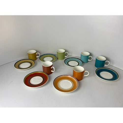 409 - 6x Wedgwood Susie Cooper Design Coffee Cups