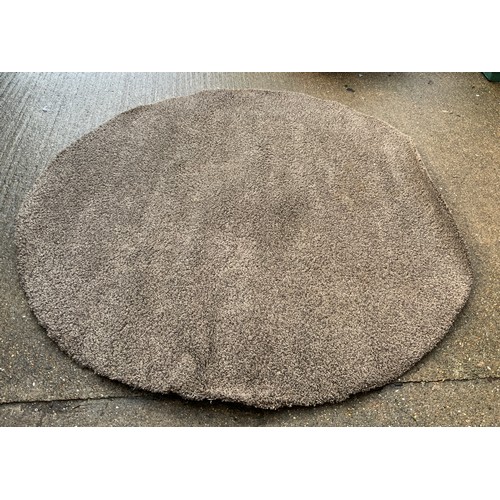 96 - Circular Rug - 94cm Diameter