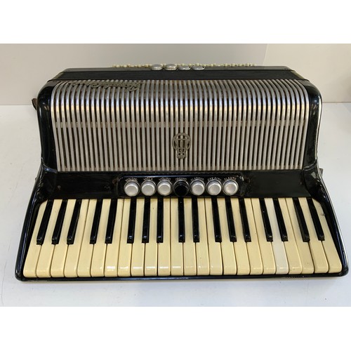 174 - 1950s - 1960s Frontalini Accordion - Full Sized Model  120 Bass Buttons, 41 Treble Keys - Bass Actio... 