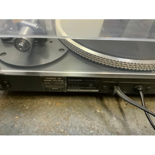 435 - Mitsubishi Direct Drive Turntable