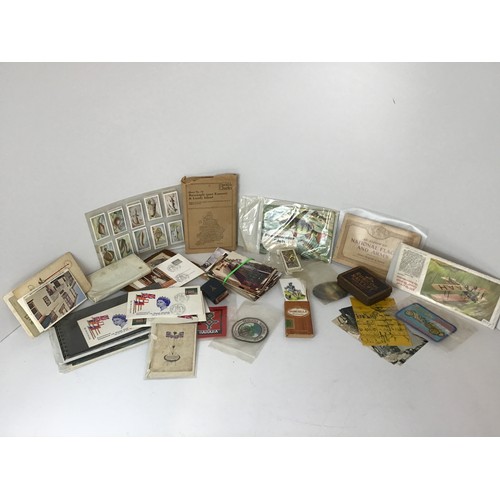 91 - Ephemera, Old Tin and Cloth Badges etc