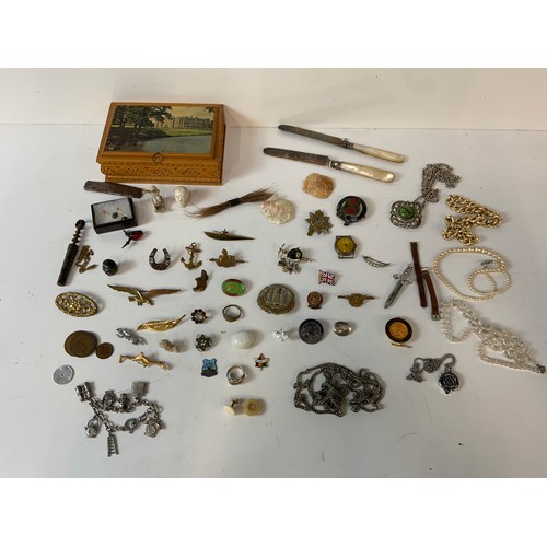 109 - Collectables - Costume Jewellery etc