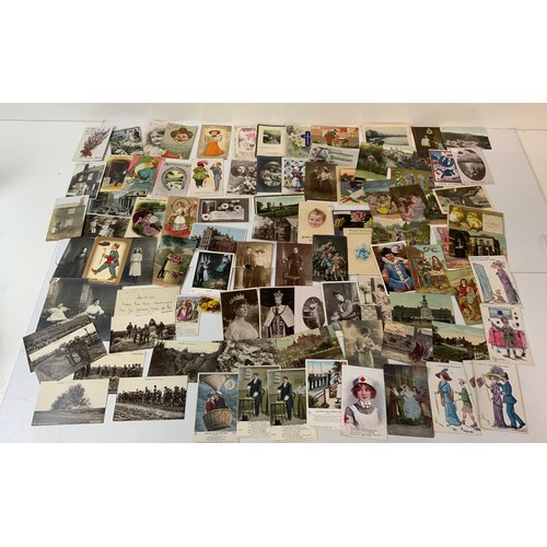 124 - Large Quantity of Postcards