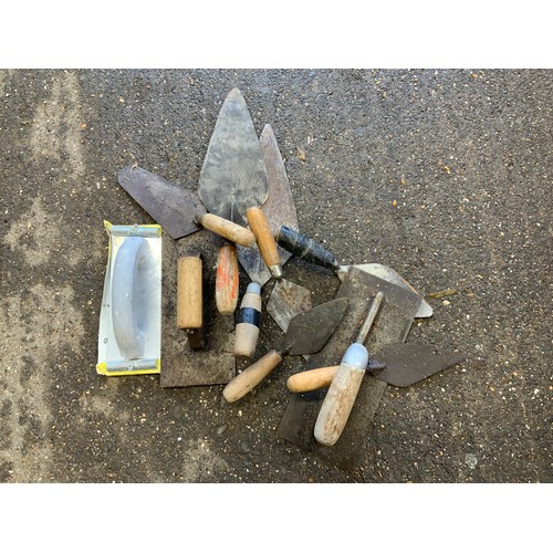 762 - Plasters Tools