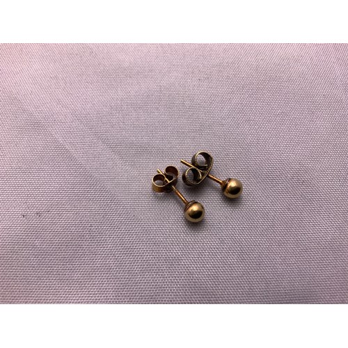 159 - Pair of 9ct Gold Earrings