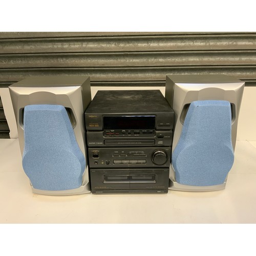 102 - Aiwa Stereo System