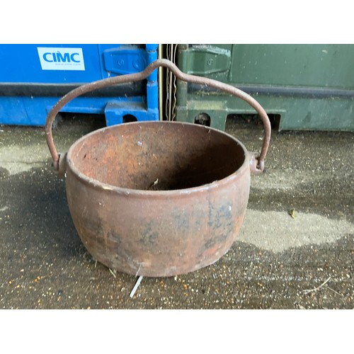 55 - Cast Iron Cauldron/Cooking Pot