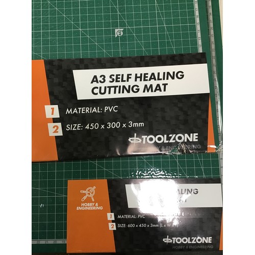 121 - Cutting Mats - Various Sizes