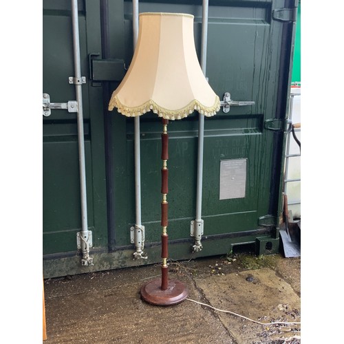 852 - Standard Lamp