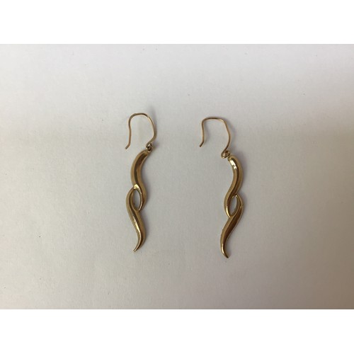 705 - 9ct Gold Earrings