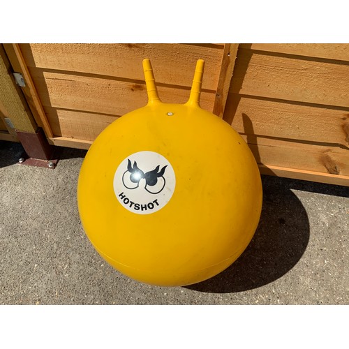 40 - Space Hopper