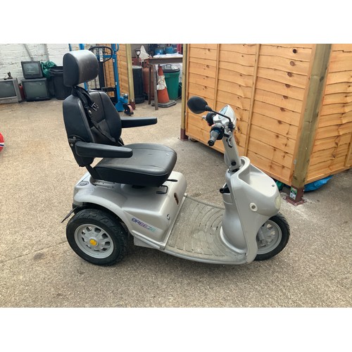 100A - Breeze Mobility Scooter - Untested - Not Used for Sometime