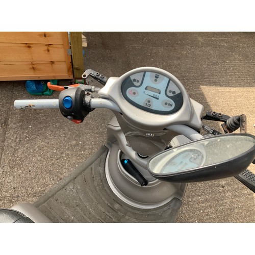 100A - Breeze Mobility Scooter - Untested - Not Used for Sometime