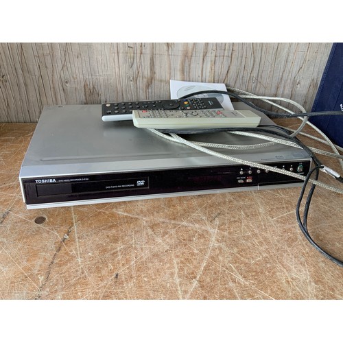 401 - Toshiba DVD Player