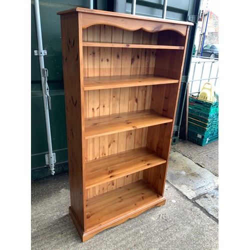 630A - Pine Bookshelves