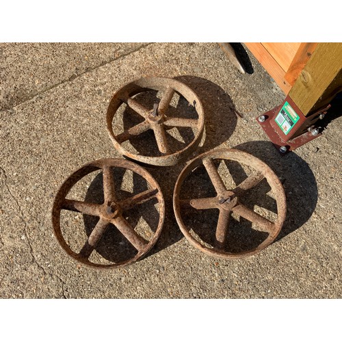 12 - 3x Small Cast Iron Implement Wheels