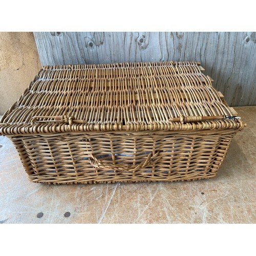 287 - Lined Hamper