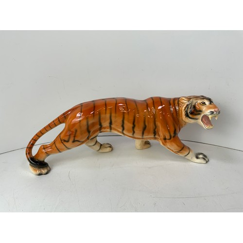 202 - Large Melba Ware Tiger