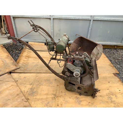 Old Push Lawn Mower - Matthews Auctioneers