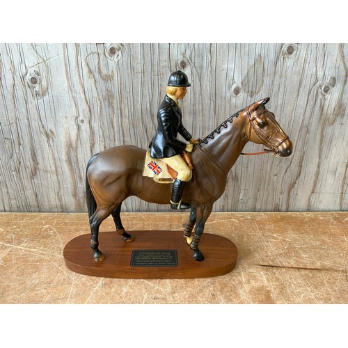 394 - Beswick Horse Ornament - Ann Moore on Psalm