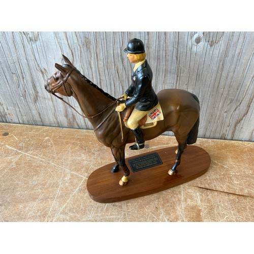 394 - Beswick Horse Ornament - Ann Moore on Psalm