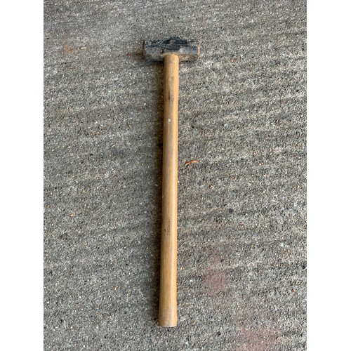 65 - Sledge Hammer